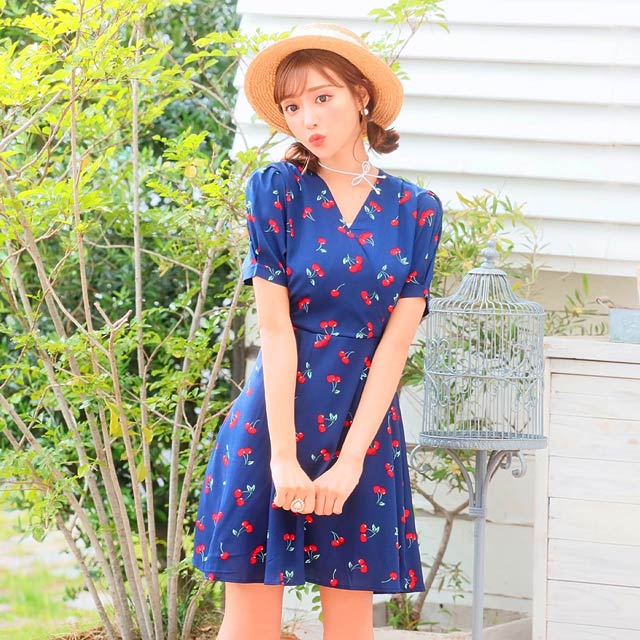 [50%OFF!]【明日花キララプロデュース/WhipBunny】Cherry Retro One-piece チェリー柄レトロワンピース