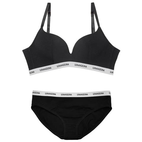 10/27新作!【ノンワイヤー】Bust Make Sporty Logo Bra ＆ Cotton Logo Tape Shorts［激売れ］(ブラック/フルバック-M)