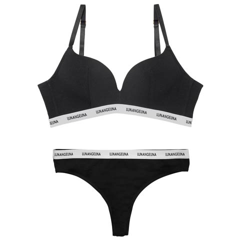 10/27新作!【ノンワイヤー】Bust Make Sporty Logo Bra ＆ Cotton Logo Tape Shorts［激売れ］(ブラック/Tバック-M)