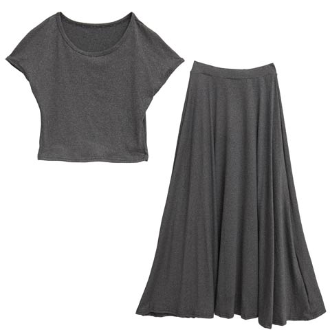 クロップド半袖トップス&フレアロングスカートセットアップ(チャコール-フリー)