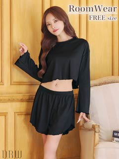 フレアリブクロップド丈トップス&ショートパンツルームウェア