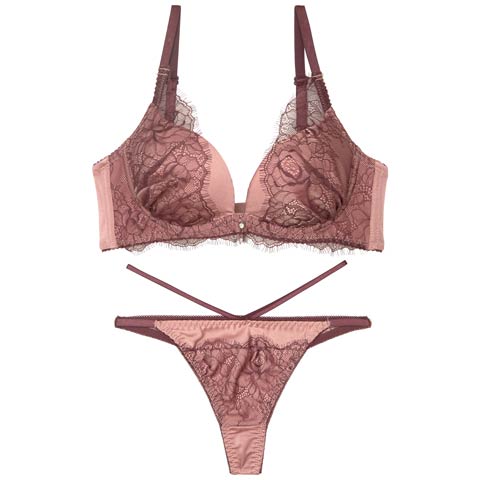 【三上悠亜着用】クラシックレーシーサテンブラジャー&Tバックショーツ［激売れ］(ボルドー-B65/ショーツM)