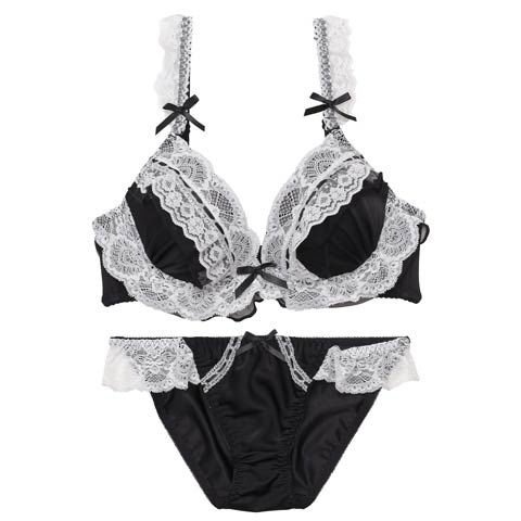 【三上悠亜着用】【ノンワイヤー】クラシカルドーリーフリルブラジャー&フルバックショーツ［激売れ］(ブラック-M)