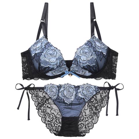 【三上悠亜着用】セレーナローズエンブロイダリー育乳脇高ブラジャー&サイド紐バック透けフルバックショーツ［激売れ］(ブルー-A65/ショーツM)