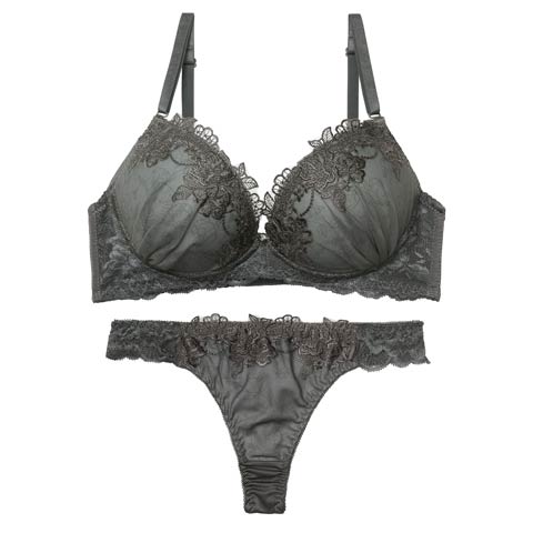 2/13新作!【三上悠亜着用】ブロッサムダークレースブラジャー&Tバックショーツ［激売れ］(グリーン-A70/ショーツM)