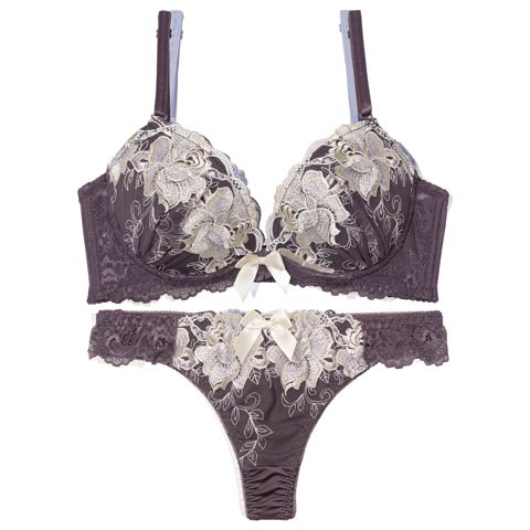 4/15新作!【三上悠亜着用】ロイヤルローズブロッサム育乳脇高ブラジャー&Tバックショーツ［激売れ］(ディープパープル-A70/ショーツM)